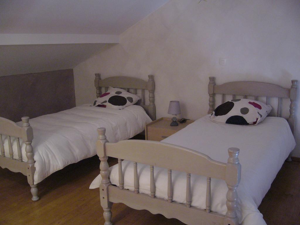 Le Jardin Ombrage Bed & Breakfast Saint-Paul-d'Izeaux Ngoại thất bức ảnh